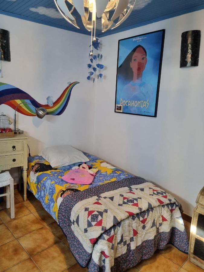 Gite Fa Mille Maison Bleu Robion en Luberon Luaran gambar
