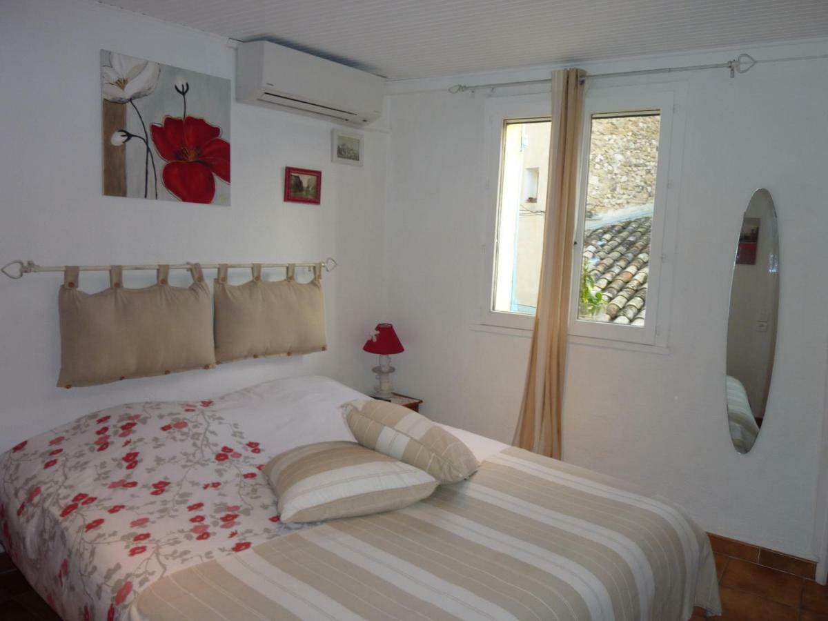 Gite Fa Mille Maison Bleu Bed & Breakfast Robion en Luberon Luaran gambar