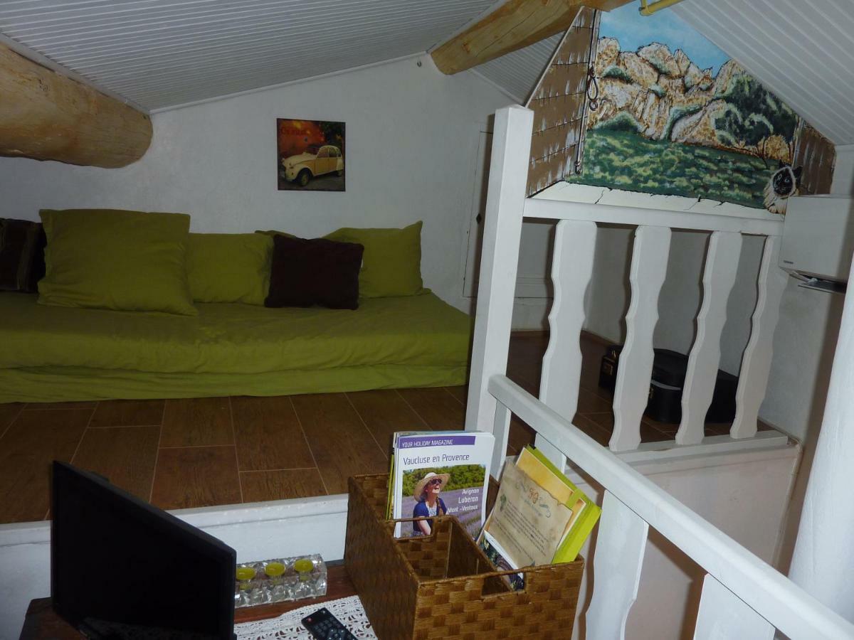 Gite Fa Mille Maison Bleu Robion en Luberon Luaran gambar